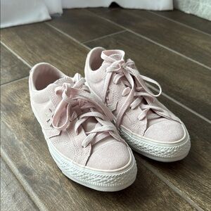 Converse Women's Pink Sneakers